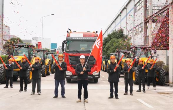 萬馬奔騰啟新程,綠色動力赴全球——柳工農機2026年全球訂單交付發車儀式圓滿舉行